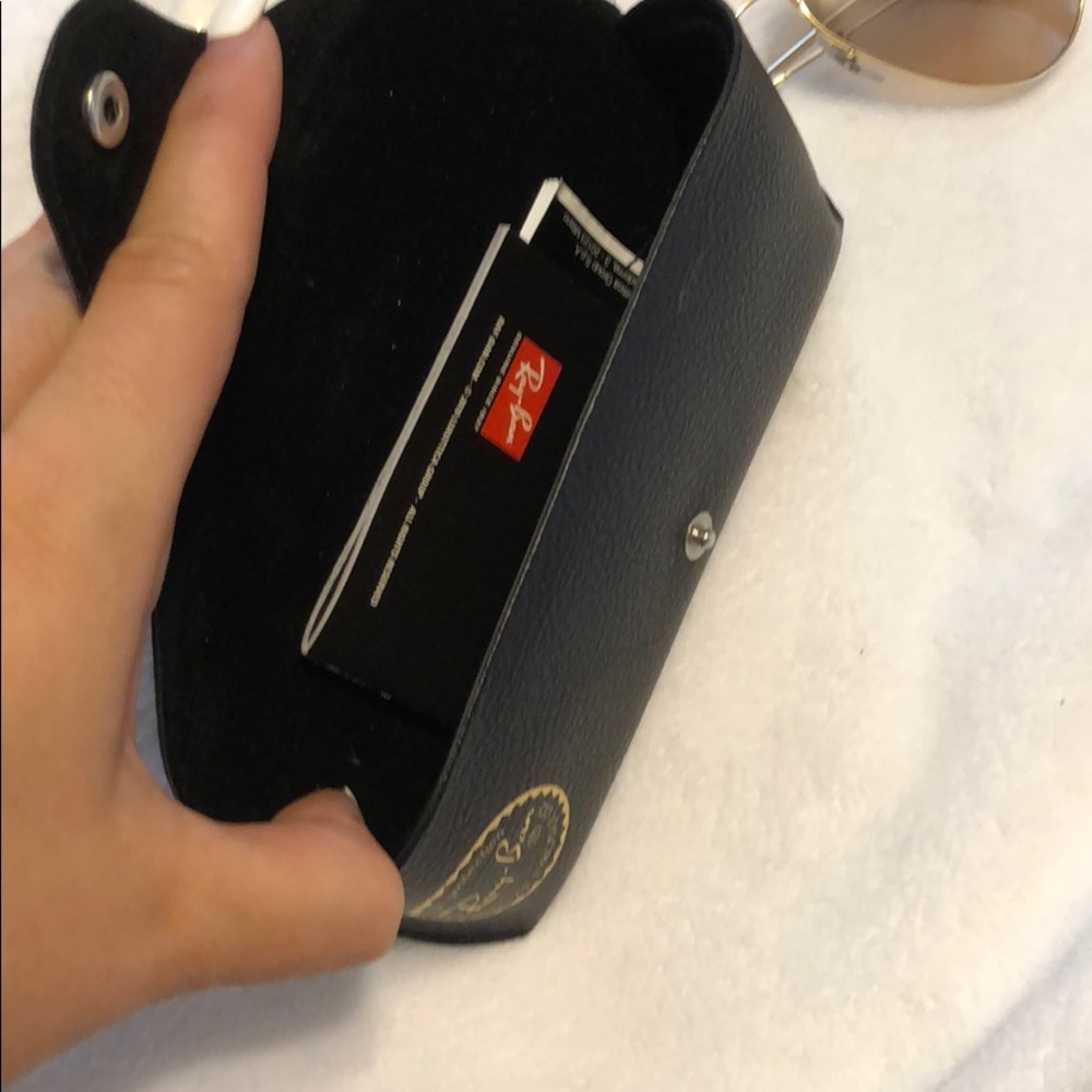 Ray Ban Sunglasses - Picture 3 of 3